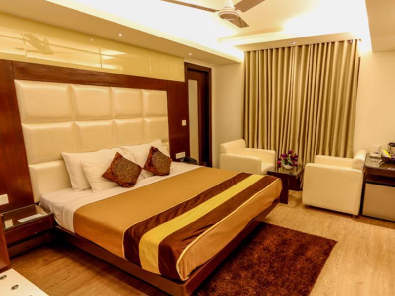 Fabhotel Red Leaf Mall Road Массури Экстерьер фото