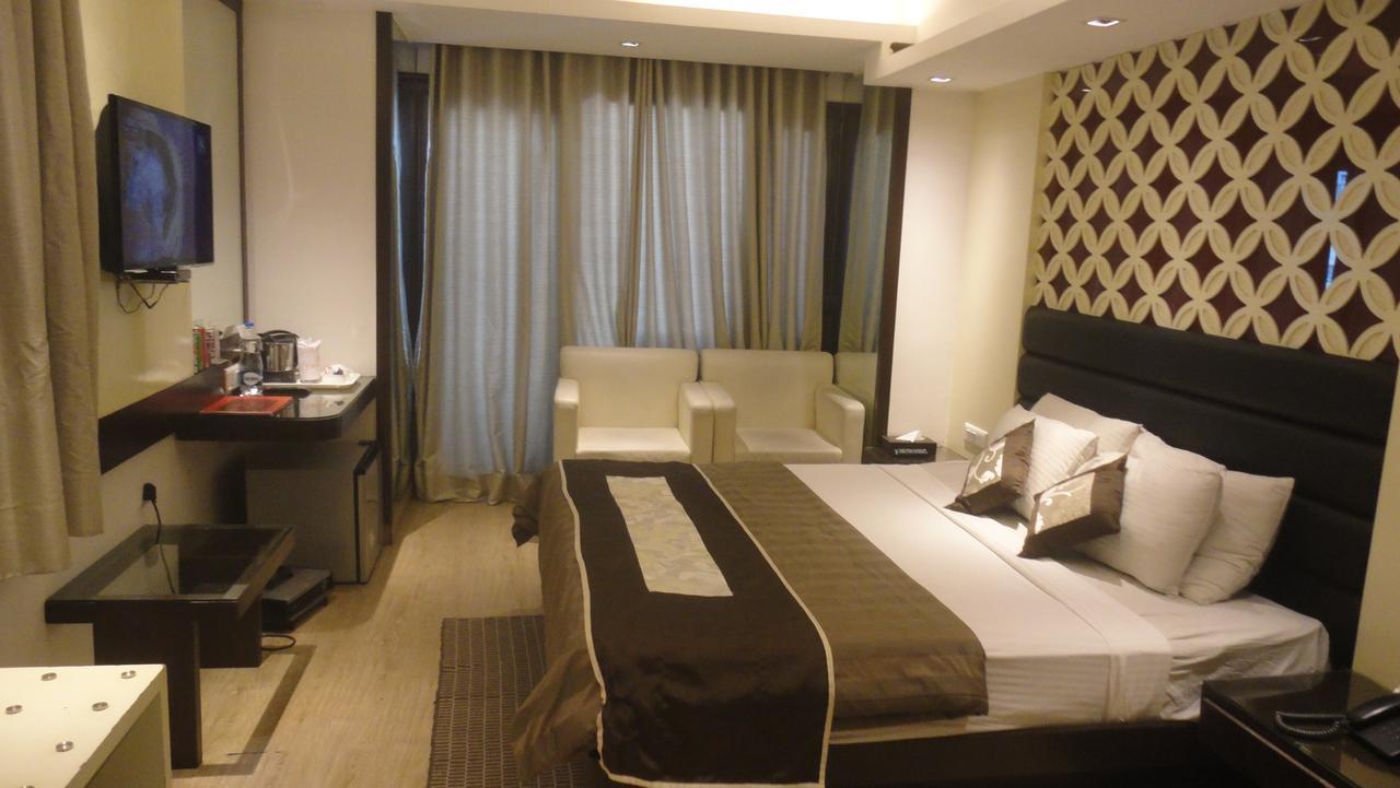 Fabhotel Red Leaf Mall Road Массури Экстерьер фото